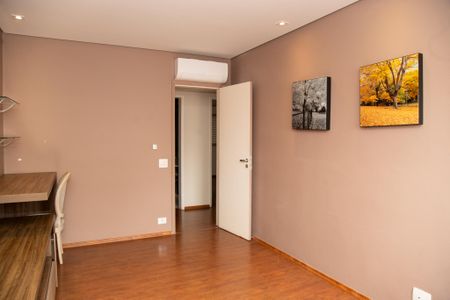 Apartamento para alugar com 200m², 4 quartos e 4 vagasQuarto 