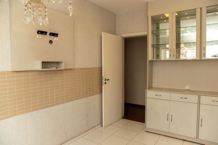 Apartamento para alugar com 200m², 4 quartos e 4 vagasCopa