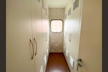 Apartamento para alugar com 200m², 4 quartos e 4 vagasCloset da Suíte 2
