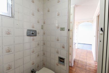 Apartamento para alugar com 57m², 2 quartos e 1 vaga Apartamento para alugar com 57m², 2 quartos e 1 vagaBanheiro