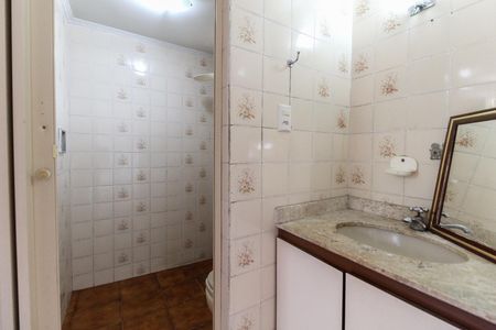 Apartamento para alugar com 57m², 2 quartos e 1 vaga Apartamento para alugar com 57m², 2 quartos e 1 vagaBanheiro