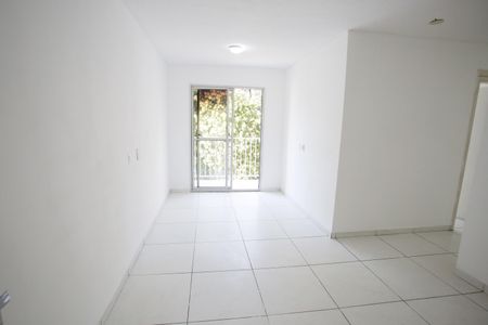 Sala de apartamento à venda com 2 quartos, 52m² em Taquara, Rio de Janeiro
