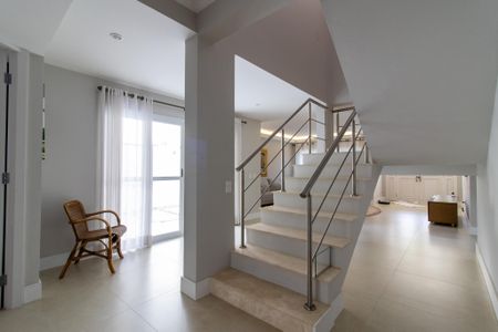 Casa para alugar com 380m², 4 quartos e 6 vagasSala