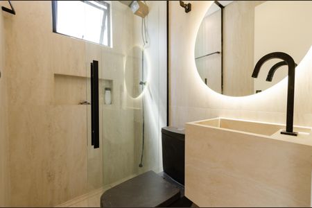 Apartamento à venda com 190m², 3 quartos e 2 vagasBanheiro social 1