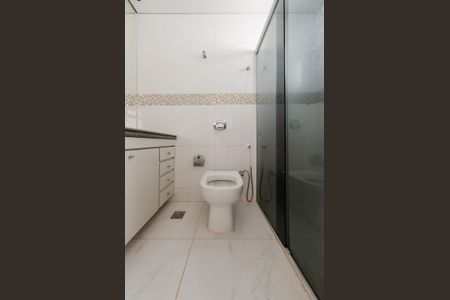 Apartamento à venda com 190m², 3 quartos e 2 vagasBanheiro suíte