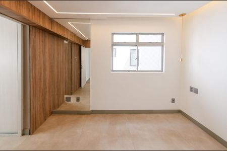 Apartamento à venda com 190m², 3 quartos e 2 vagasSuíte