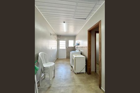 Casa à venda com 176m², 3 quartos e 4 vagas Casa à venda com 176m², 3 quartos e 4 vagasLavanderia