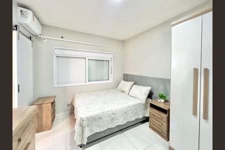 Casa à venda com 176m², 3 quartos e 4 vagas Casa à venda com 176m², 3 quartos e 4 vagasSuíte