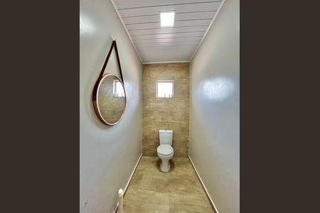 Casa à venda com 176m², 3 quartos e 4 vagas Casa à venda com 176m², 3 quartos e 4 vagasLavabo