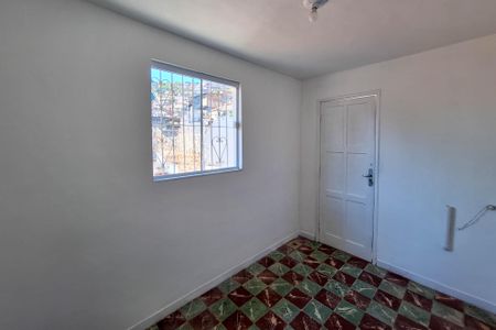 Apartamento à venda com 72m², 3 quartos e sem vaga Apartamento à venda com 72m², 3 quartos e sem vagaQuarto de Serviço