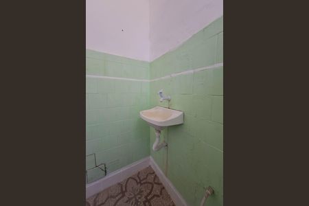 Apartamento à venda com 72m², 3 quartos e sem vaga Apartamento à venda com 72m², 3 quartos e sem vagaBanheiro de serviço