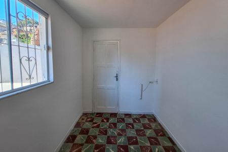 Apartamento à venda com 72m², 3 quartos e sem vaga Apartamento à venda com 72m², 3 quartos e sem vagaQuarto de Serviço