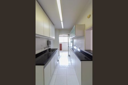 Apartamento para alugar com 93m², 2 quartos e 2 vagasCozinha
