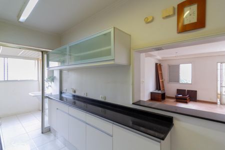 Apartamento para alugar com 93m², 2 quartos e 2 vagasCozinha