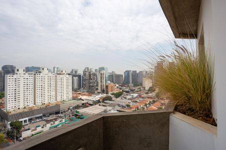 Varanda de apartamento à venda com 1 quarto, 57m² em Vila Nova Conceição, São Paulo