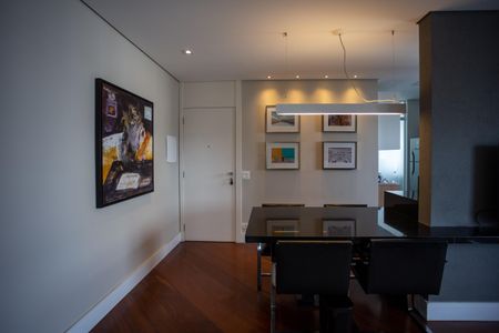 Apartamento à venda com 57m², 1 quarto e 1 vagaSala de Jantar
