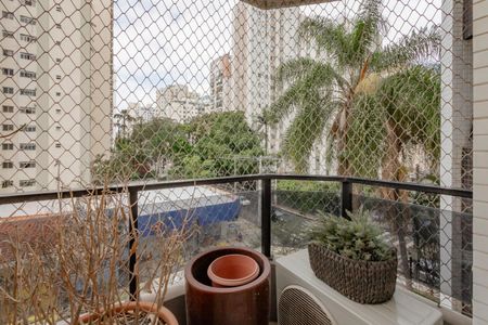 Apartamento à venda com 124m², 3 quartos e 2 vagasVaranda da Suíte 1