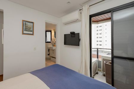 Apartamento à venda com 124m², 3 quartos e 2 vagasSuíte 2