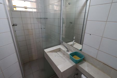 Apartamento para alugar com 76m², 2 quartos e 1 vaga Apartamento para alugar com 76m², 2 quartos e 1 vagaBanheiro