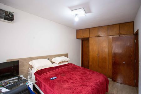 Casa à venda com 363m², 3 quartos e 3 vagasSuite 1