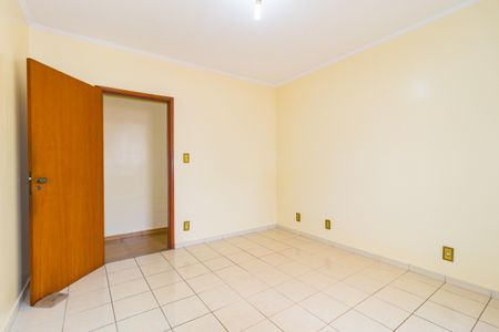 Casa à venda com 240m², 4 quartos e 1 vagaQuarto 4