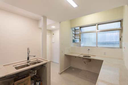 Apartamento para alugar com 75m², 2 quartos e 1 vagaCozinha e Área de Serviço