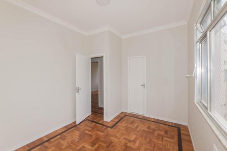 Apartamento para alugar com 75m², 2 quartos e 1 vagaSuíte 1