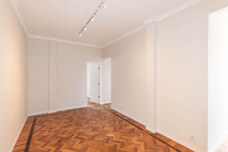 Sala de apartamento à venda com 2 quartos, 75m² em Vila Isabel, Rio de Janeiro