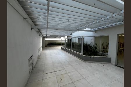 Apartamento à venda com 70m², 2 quartos e 1 vaga Apartamento à venda com 70m², 2 quartos e 1 vagaÁrea comum - Churrasqueira