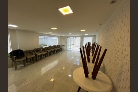 Apartamento à venda com 70m², 2 quartos e 1 vaga Apartamento à venda com 70m², 2 quartos e 1 vagaÁrea comum - Salão de festas