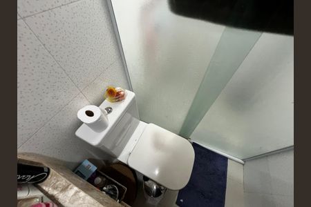 Apartamento à venda com 70m², 2 quartos e 1 vaga Apartamento à venda com 70m², 2 quartos e 1 vagaBanheiro da Suíte