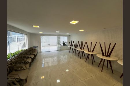 Apartamento à venda com 70m², 2 quartos e 1 vaga Apartamento à venda com 70m², 2 quartos e 1 vagaÁrea comum - Salão de festas