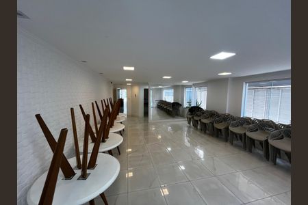 Apartamento à venda com 70m², 2 quartos e 1 vaga Apartamento à venda com 70m², 2 quartos e 1 vagaÁrea comum - Salão de festas