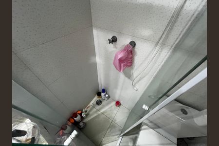 Apartamento à venda com 70m², 2 quartos e 1 vaga Apartamento à venda com 70m², 2 quartos e 1 vagaBanheiro