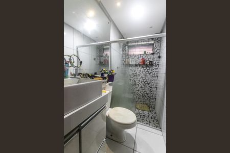 Apartamento para alugar com 51m², 2 quartos e sem vagaBanheiro