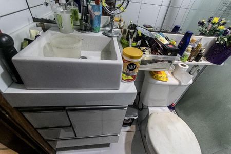 Apartamento para alugar com 51m², 2 quartos e sem vagaBanheiro