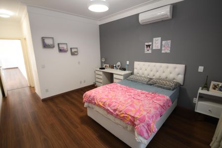 Casa de condomínio à venda com 620m², 5 quartos e 8 vagasQuarto Suíte 3