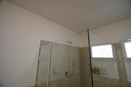 Casa de condomínio à venda com 620m², 5 quartos e 8 vagasBanheiro 3