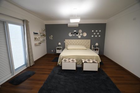 Casa de condomínio à venda com 620m², 5 quartos e 8 vagasQuarto Suíte 2