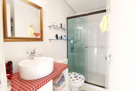 Apartamento à venda com 110m², 3 quartos e 2 vagasBanheiro da Suíte 