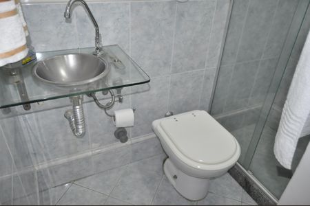 Apartamento para alugar com 232m², 4 quartos e 1 vagaBanheiro da Suíte 3