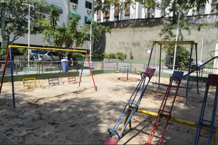 Apartamento para alugar com 232m², 4 quartos e 1 vagaÁrea comum