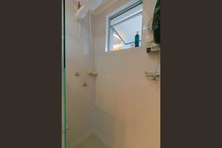 Apartamento à venda com 60m², 2 quartos e 2 vagas Apartamento à venda com 60m², 2 quartos e 2 vagasBanheiro da Suíte