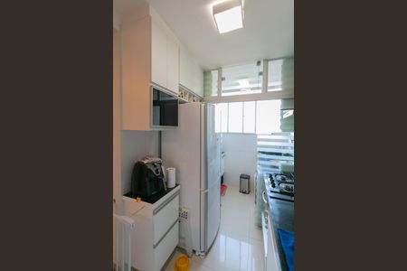 Apartamento à venda com 60m², 2 quartos e 2 vagas Apartamento à venda com 60m², 2 quartos e 2 vagasCozinha