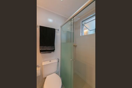 Apartamento à venda com 60m², 2 quartos e 2 vagas Apartamento à venda com 60m², 2 quartos e 2 vagasBanheiro da Suíte