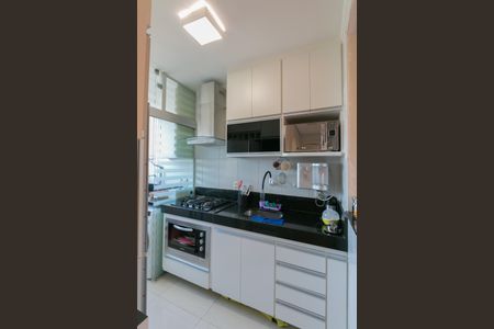 Apartamento à venda com 60m², 2 quartos e 2 vagas Apartamento à venda com 60m², 2 quartos e 2 vagasCozinha