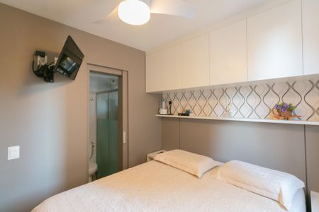 Apartamento à venda com 60m², 2 quartos e 2 vagas Apartamento à venda com 60m², 2 quartos e 2 vagasSuíte