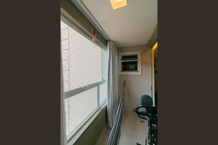 Apartamento à venda com 60m², 2 quartos e 2 vagas Apartamento à venda com 60m², 2 quartos e 2 vagasSacada