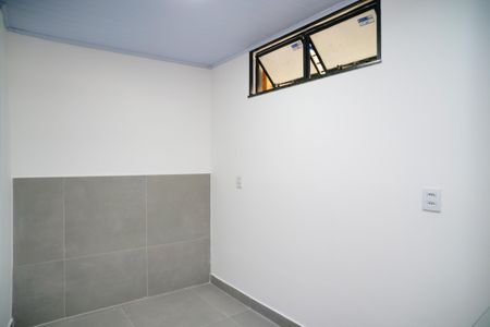 Quarto de casa para alugar com 1 quarto, 30m² em Cubango, Niterói