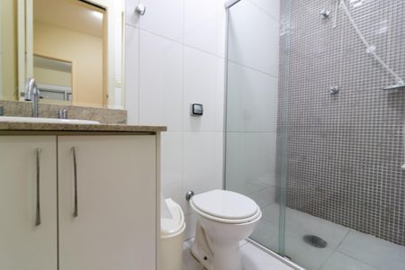 Casa para alugar com 129m², 3 quartos e 1 vaga Casa para alugar com 129m², 3 quartos e 1 vagaBanheiro Social